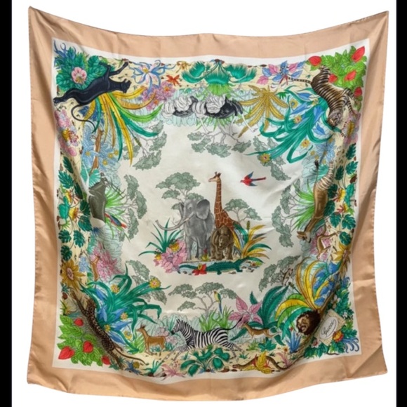 Gucci silk safari zoo scarf - Picture 1 of 4